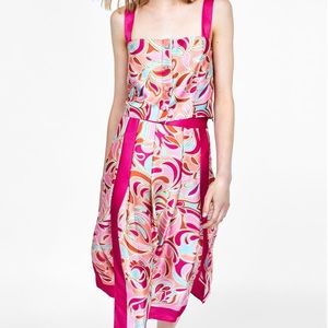 New Without Tags - Zara Crop Top With Buttons